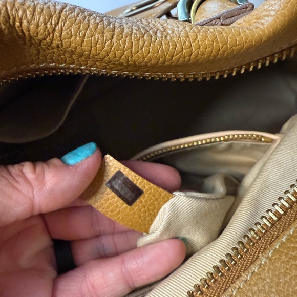 Chloe Mustard Leather Shoulder Bag - Picture 13 of 14